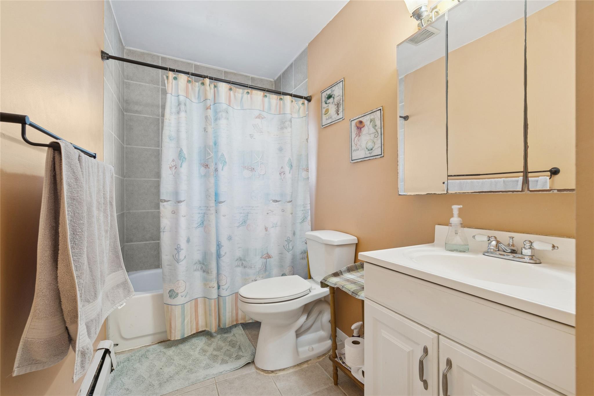 29 Westwood Drive, Shirley, New York image 15