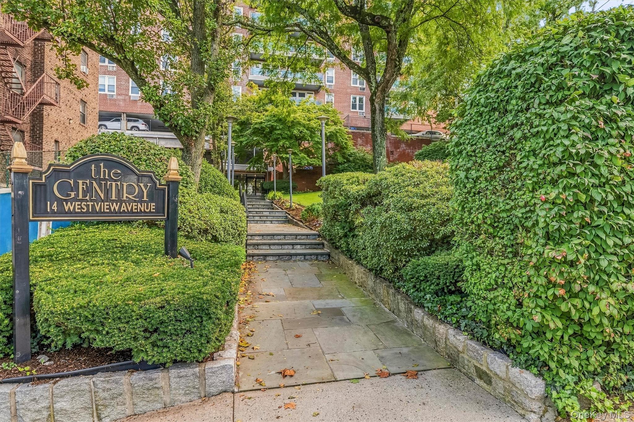 14 Westview Avenue 201
