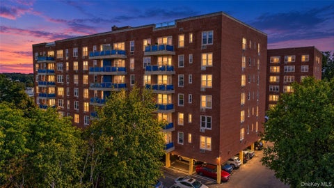Homes For Sale - 14 Westview Avenue #201<br/> Westchester County, Tuckahoe, NY 10707