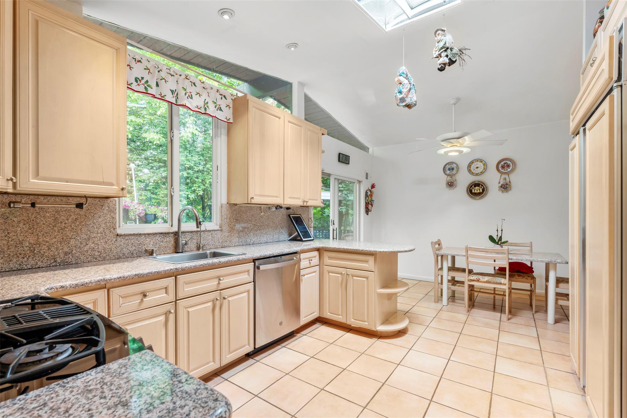 8 Rockford Drive, West Nyack, New York image 19