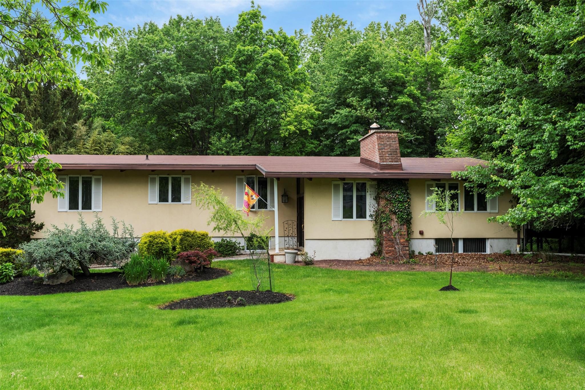 8 Rockford Drive, West Nyack, New York image 4