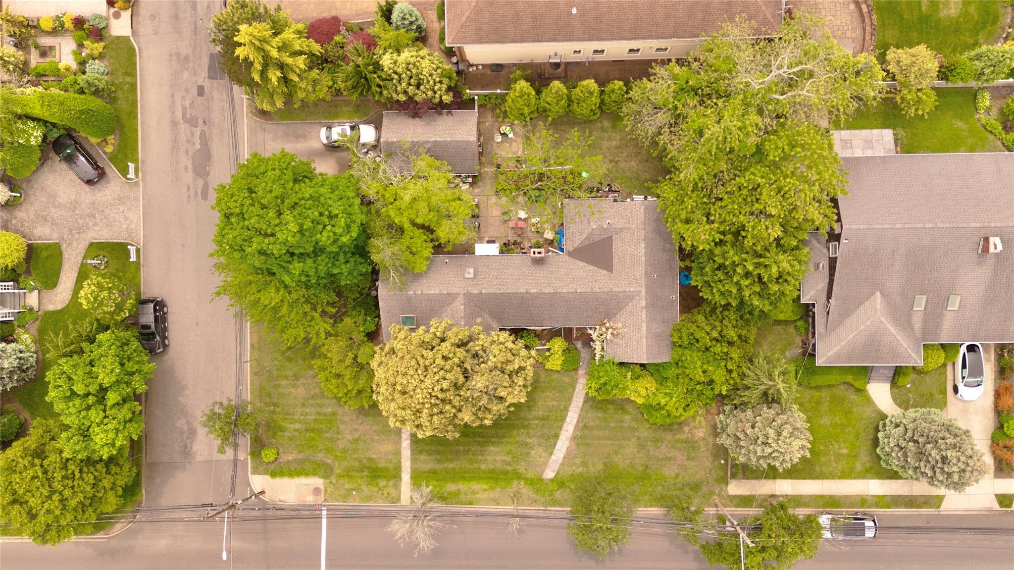 2077 Byron Road