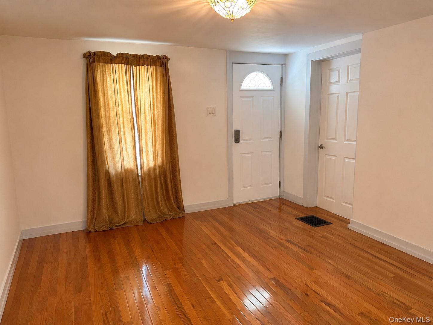 84 Wilkes Street - Photo 3