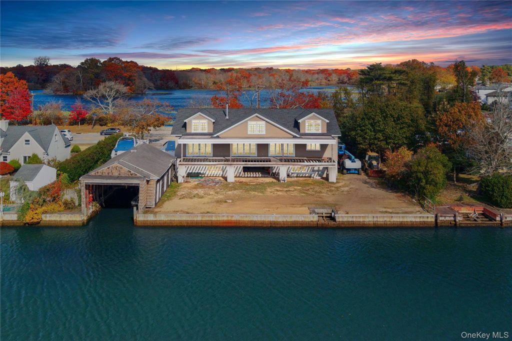 Photo of 4530 Merrick Road, Massapequa, NY 11758 (MLS # 934657)