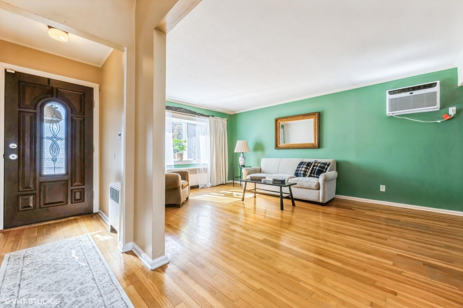 2645 Elm Drive, North Bellmore, New York image 3