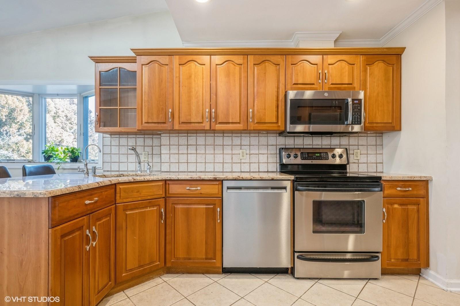 2645 Elm Drive, North Bellmore, New York image 9