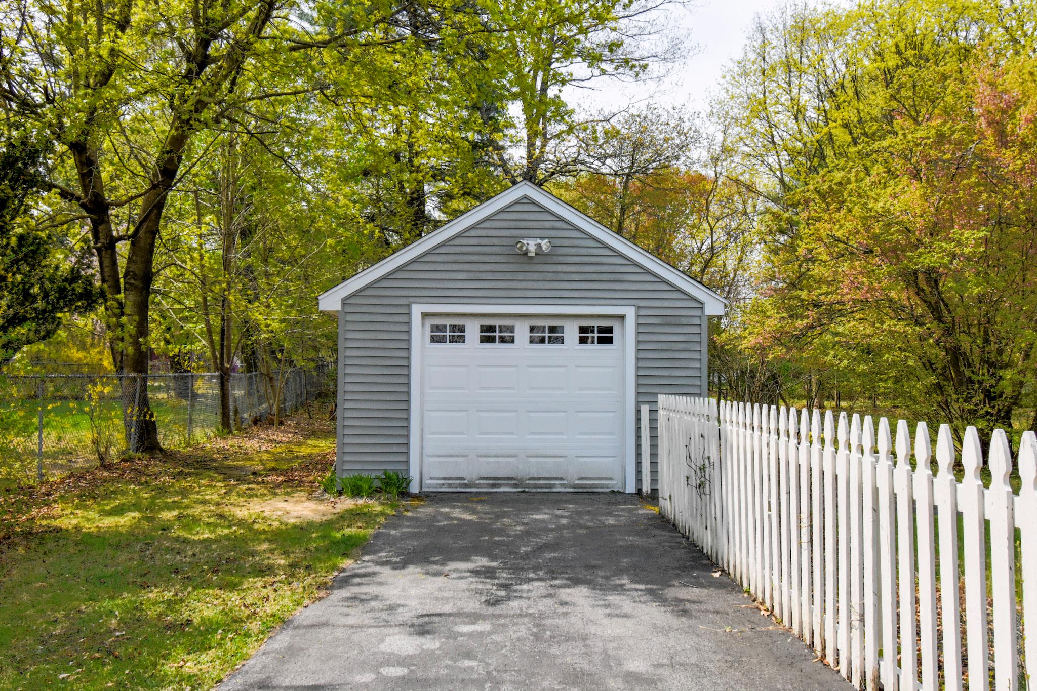2 Park Avenue, Red Hook, New York image 29