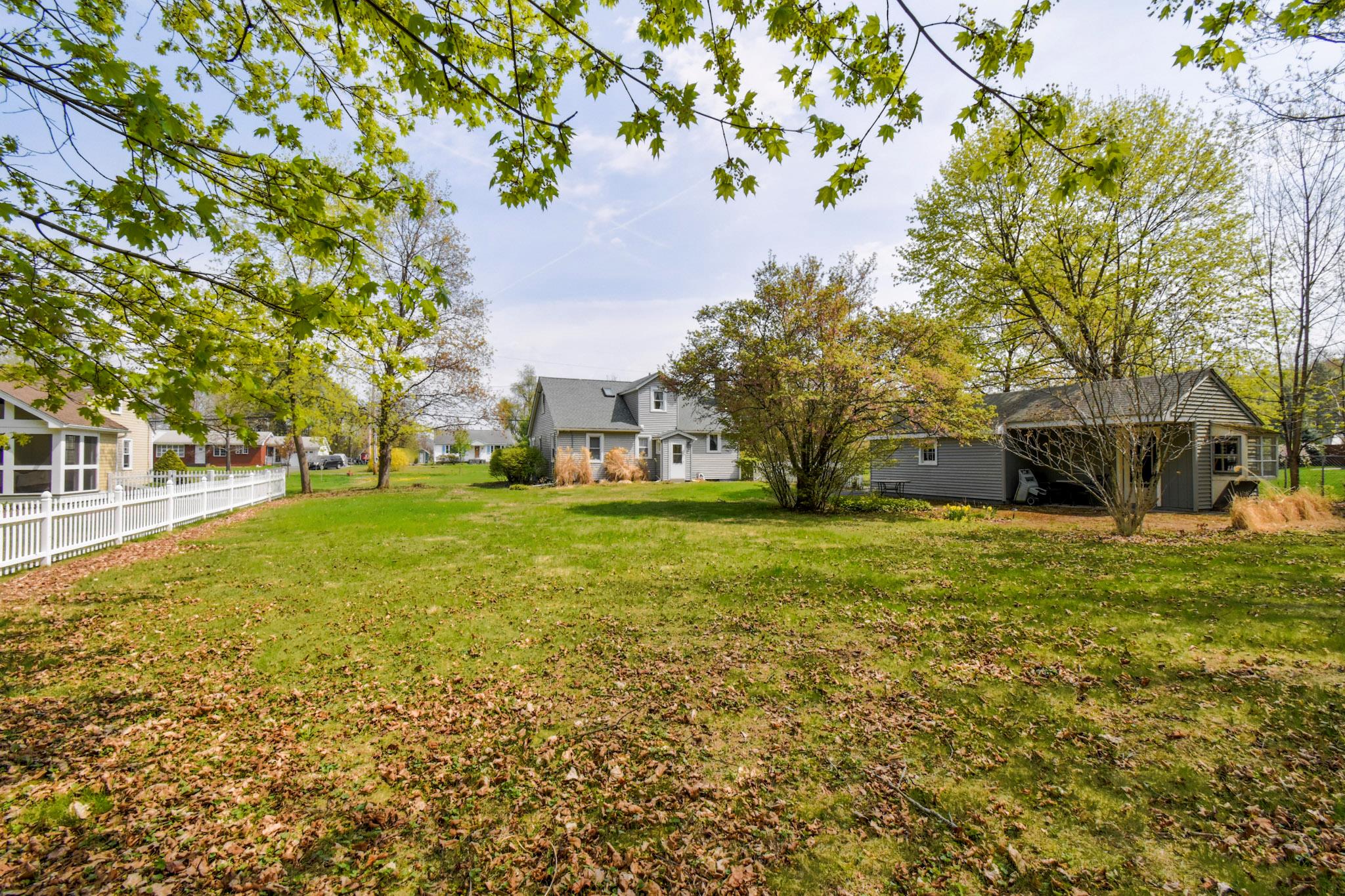 2 Park Avenue, Red Hook, New York image 32