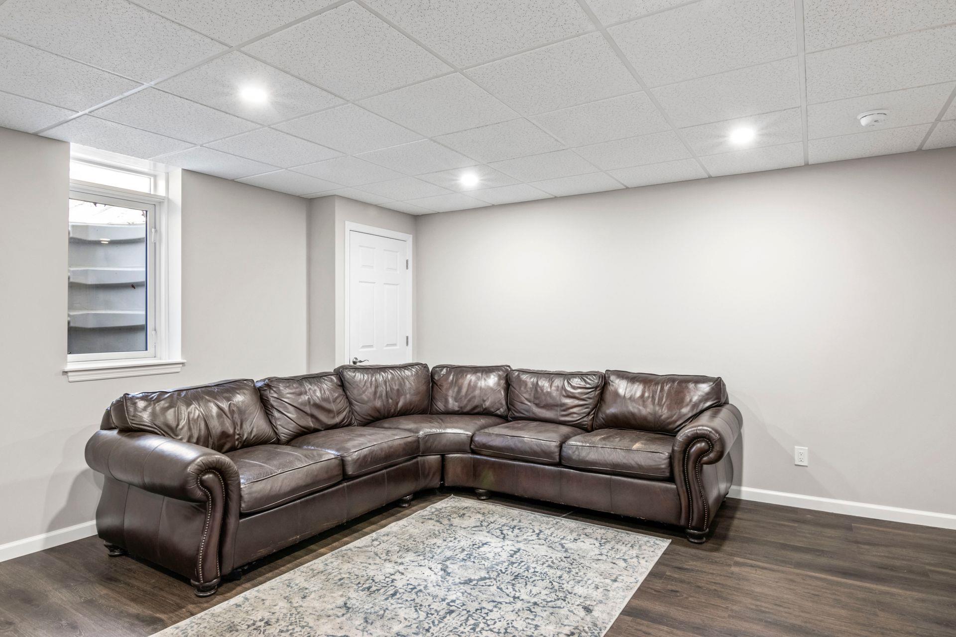 47 Amityville Street, Islip Terrace, New York image 30