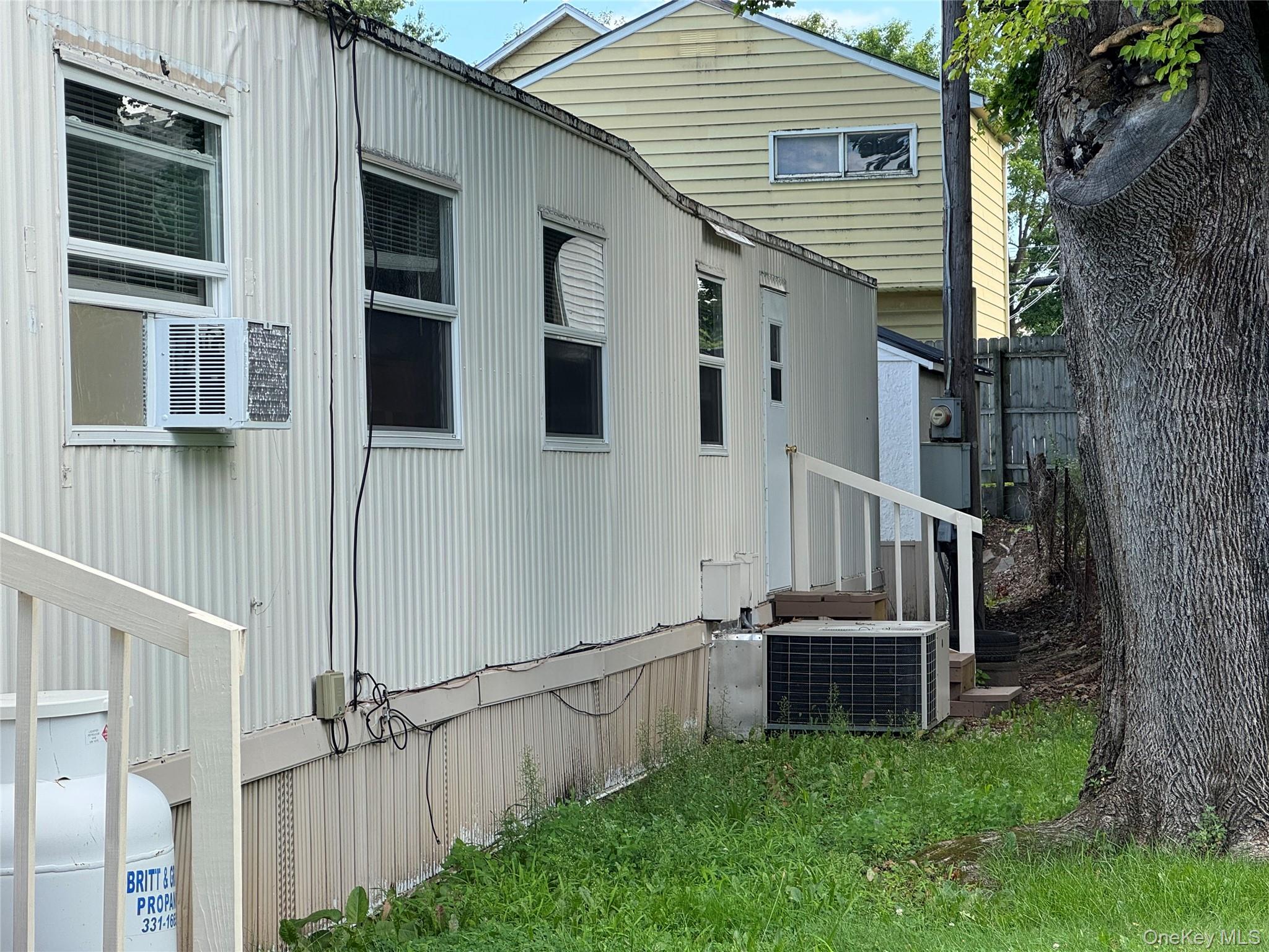149 Schryver Street
