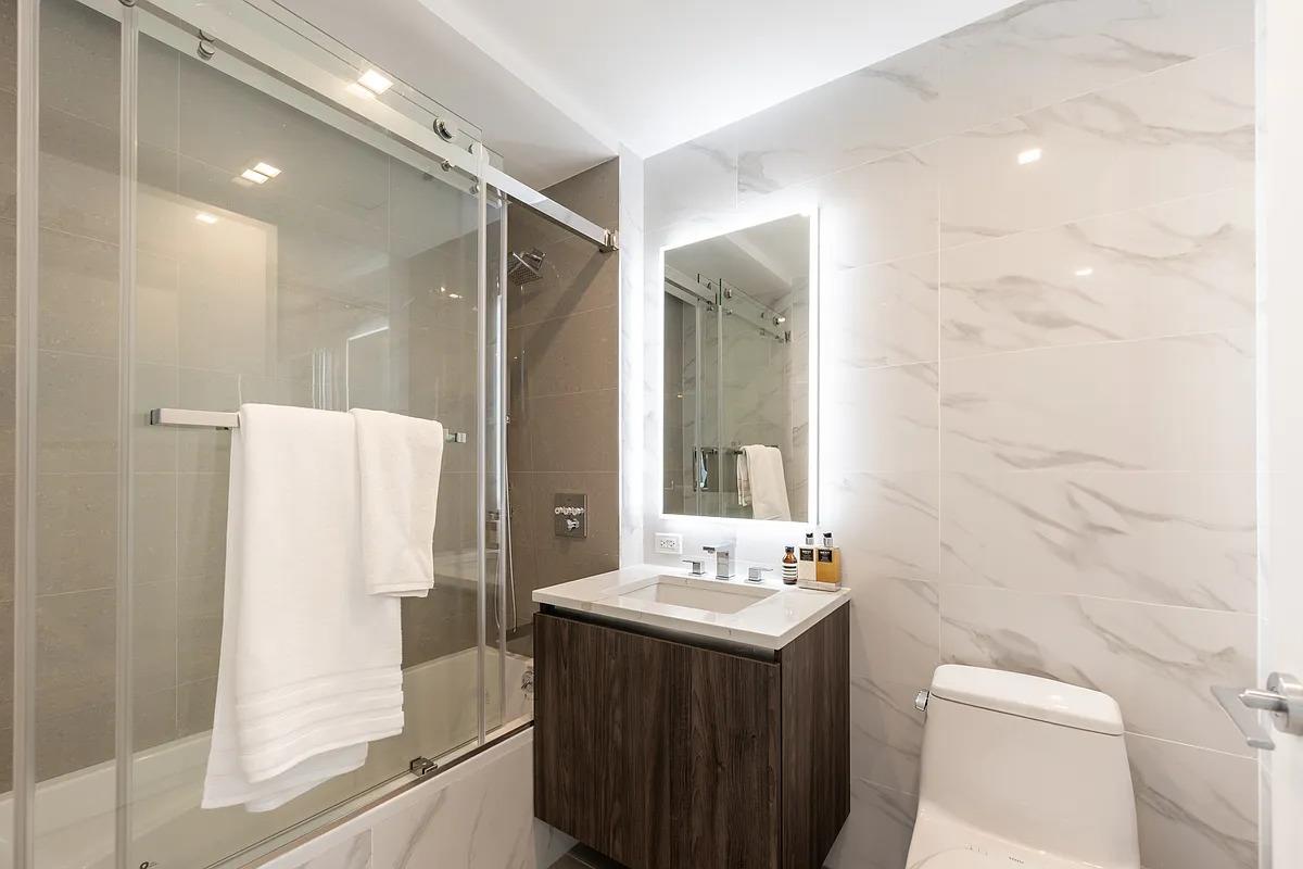 33-66 W Farrington Street St #10I, Flushing, Florida image 3