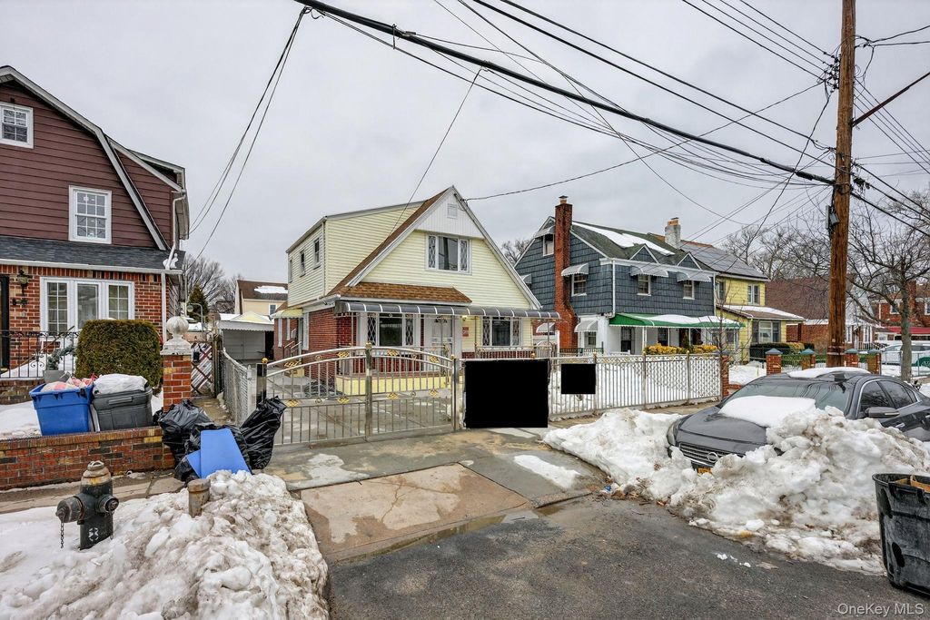 Photo of 10424 208th Street, Queens Village, NY 11429 (MLS # 960968)