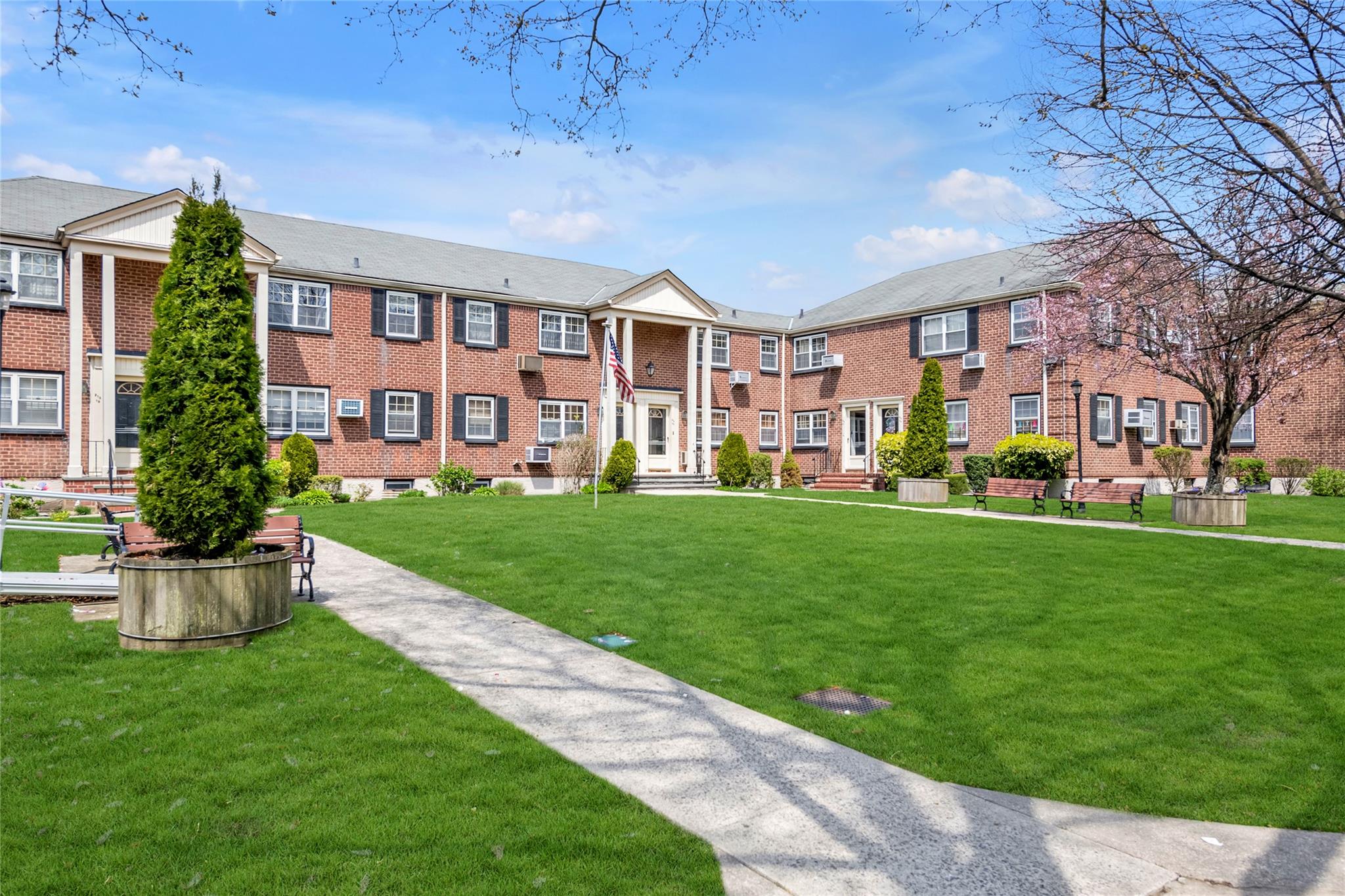 213-25 73 Avenue #B, Bayside, New York image 10