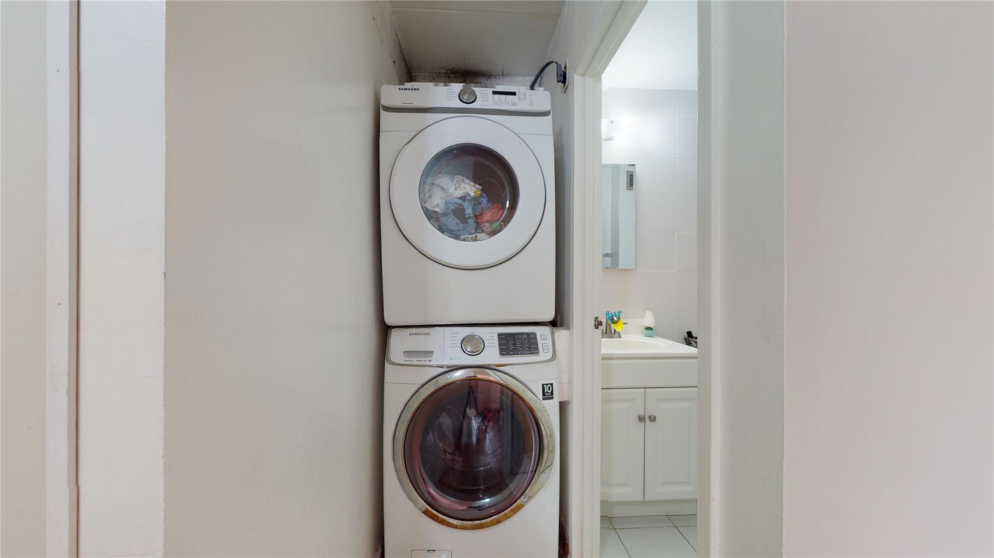 9229 Queens Boulevard #7H + P116, Rego Park, New York image 8