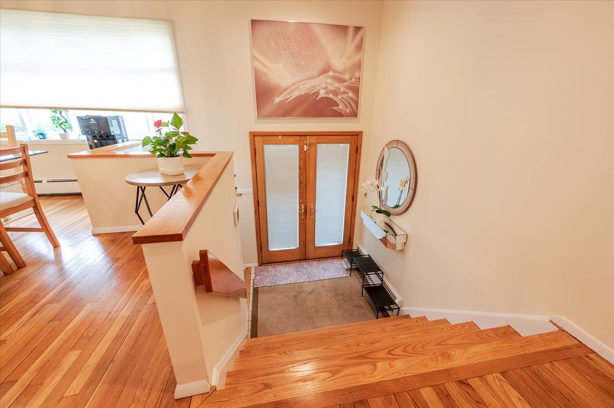 2083 Oliver Way, Merrick, New York image 10