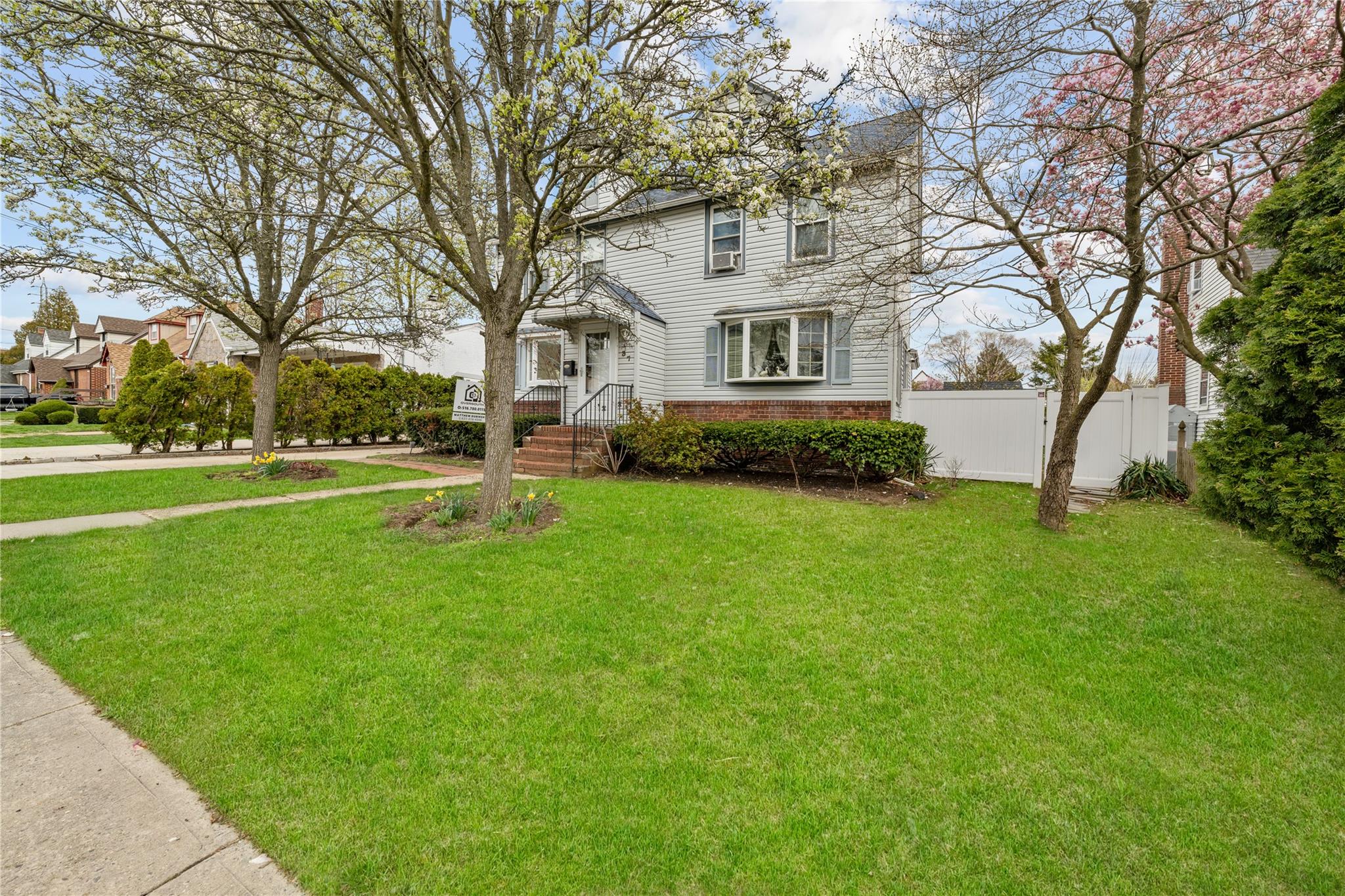 37 Oceanview Avenue, Valley Stream, New York image 2