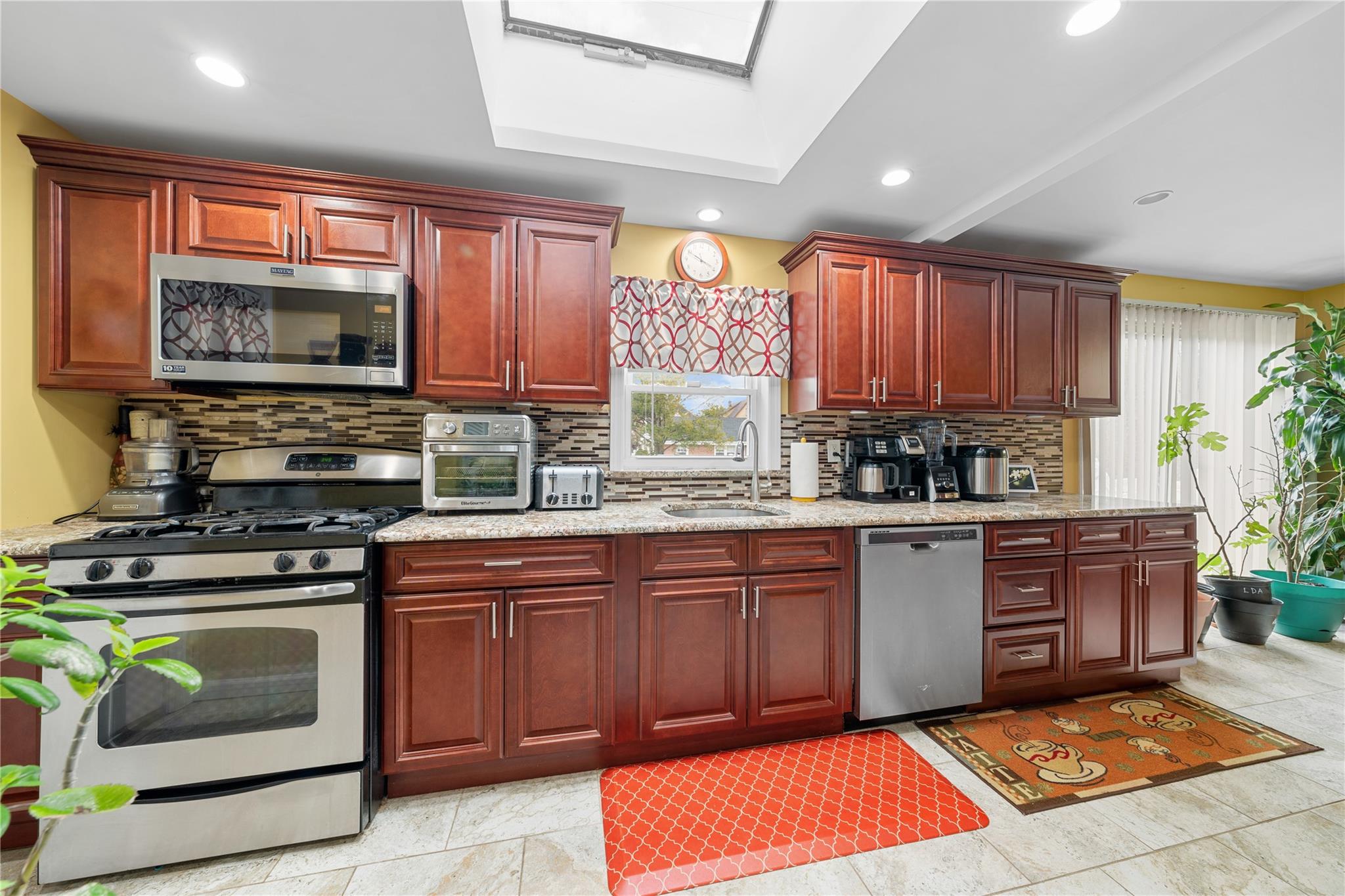 37 Oceanview Avenue, Valley Stream, New York image 11