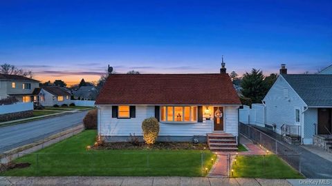 Photo of 67 Myers Avenue, Hicksville, NY 11801 (MLS # 987029)