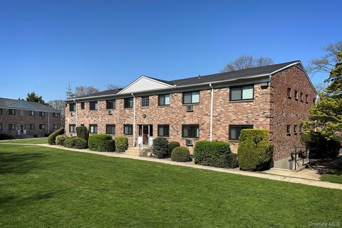 Apartment For Rent - 407 East Main Street #407-5B<br/> Bay Shore, NY 11706