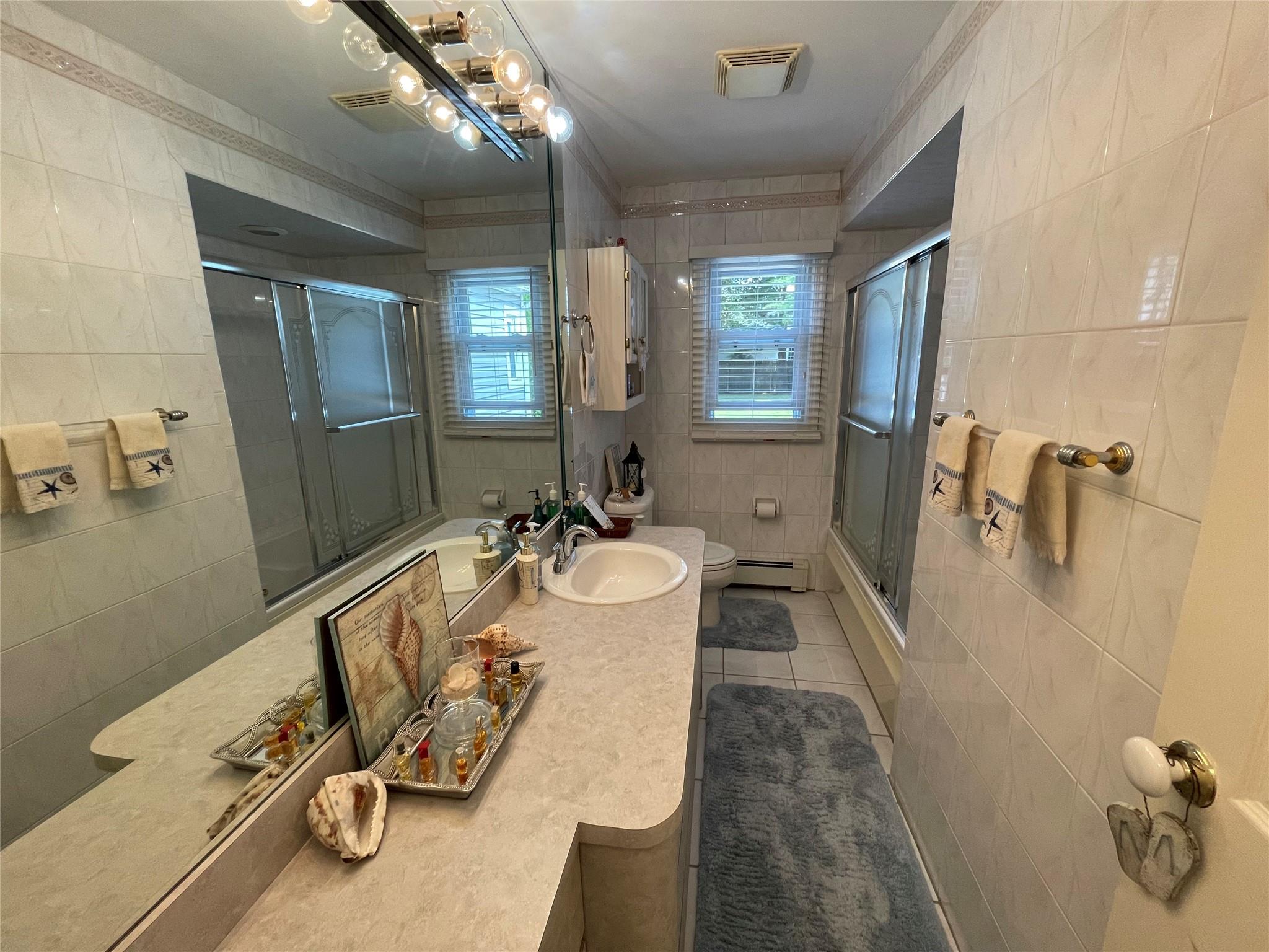 45 Erlanger Boulevard, North Babylon, New York image 19