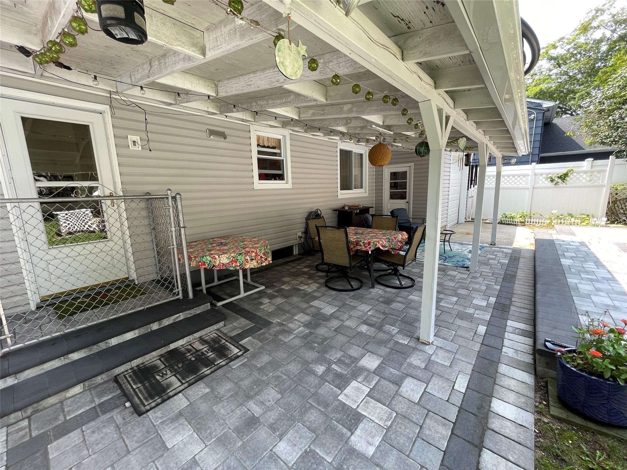 45 Erlanger Boulevard, North Babylon, New York image 28
