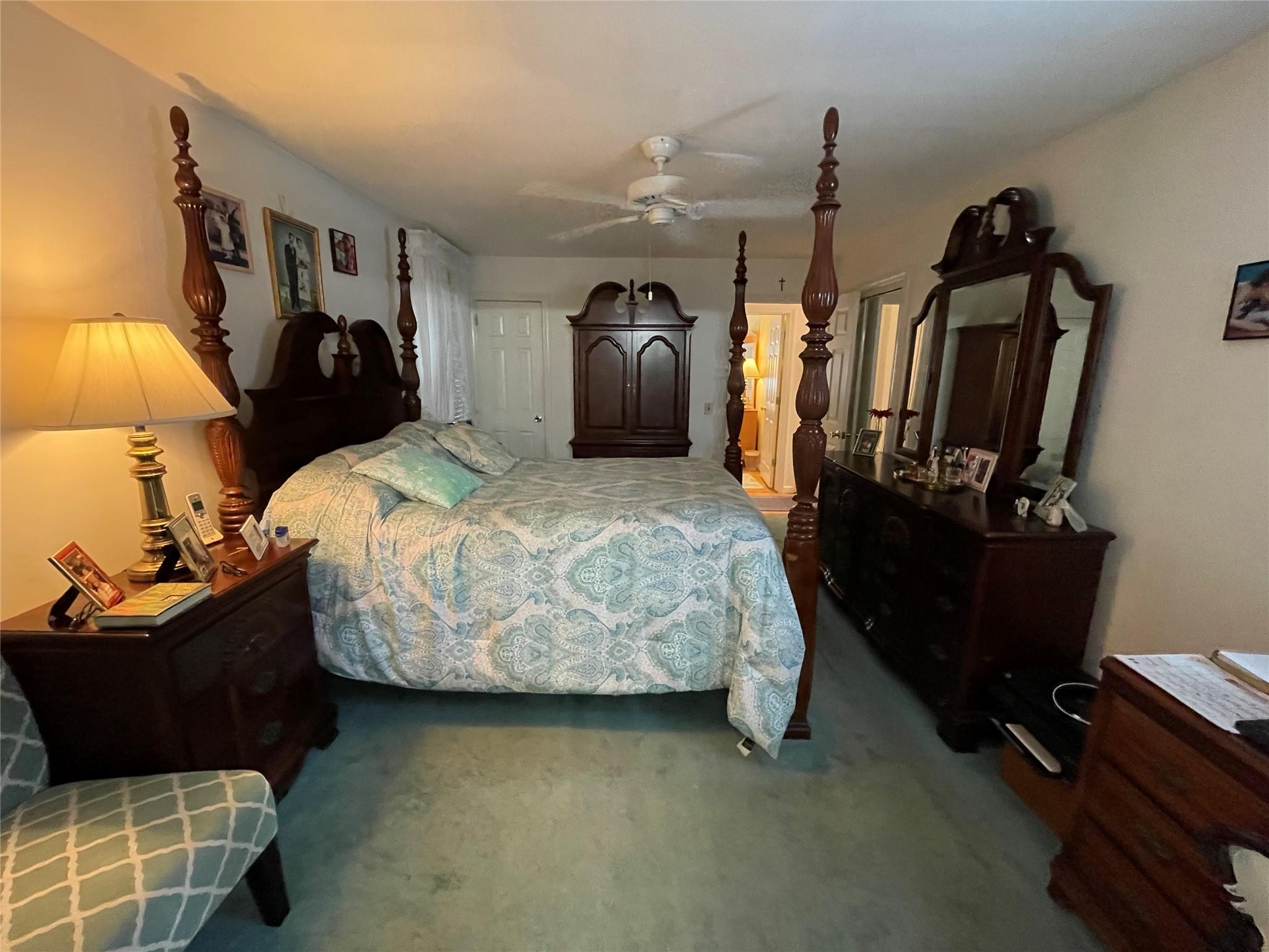 45 Erlanger Boulevard, North Babylon, New York image 23