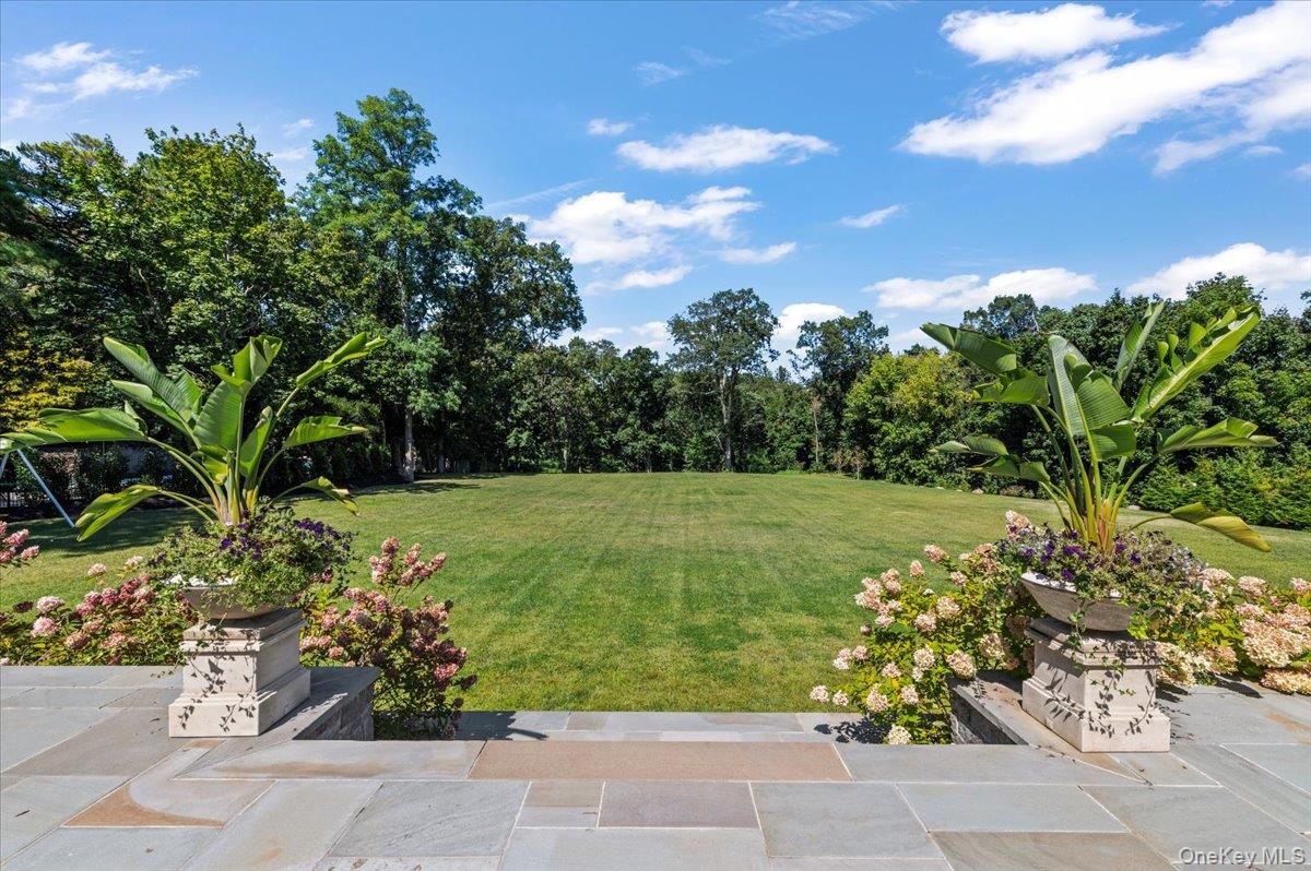 Lloyd Harbor, New York 11743, United States, 5 Bedrooms Bedrooms, ,7 BathroomsBathrooms,Residential,Active,219559