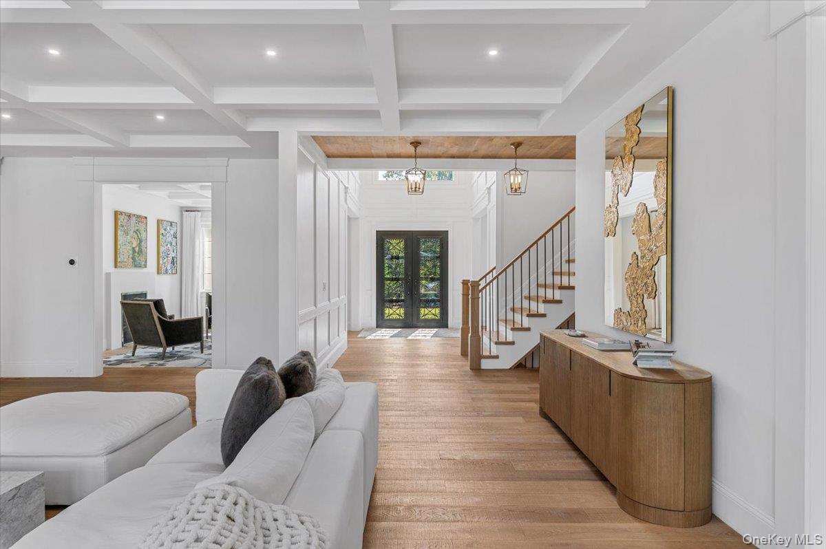 Lloyd Harbor, New York 11743, United States, 5 Bedrooms Bedrooms, ,7 BathroomsBathrooms,Residential,Active,219559