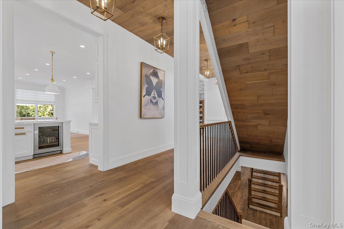 Lloyd Harbor, New York 11743, United States, 5 Bedrooms Bedrooms, ,7 BathroomsBathrooms,Residential,Active,219559