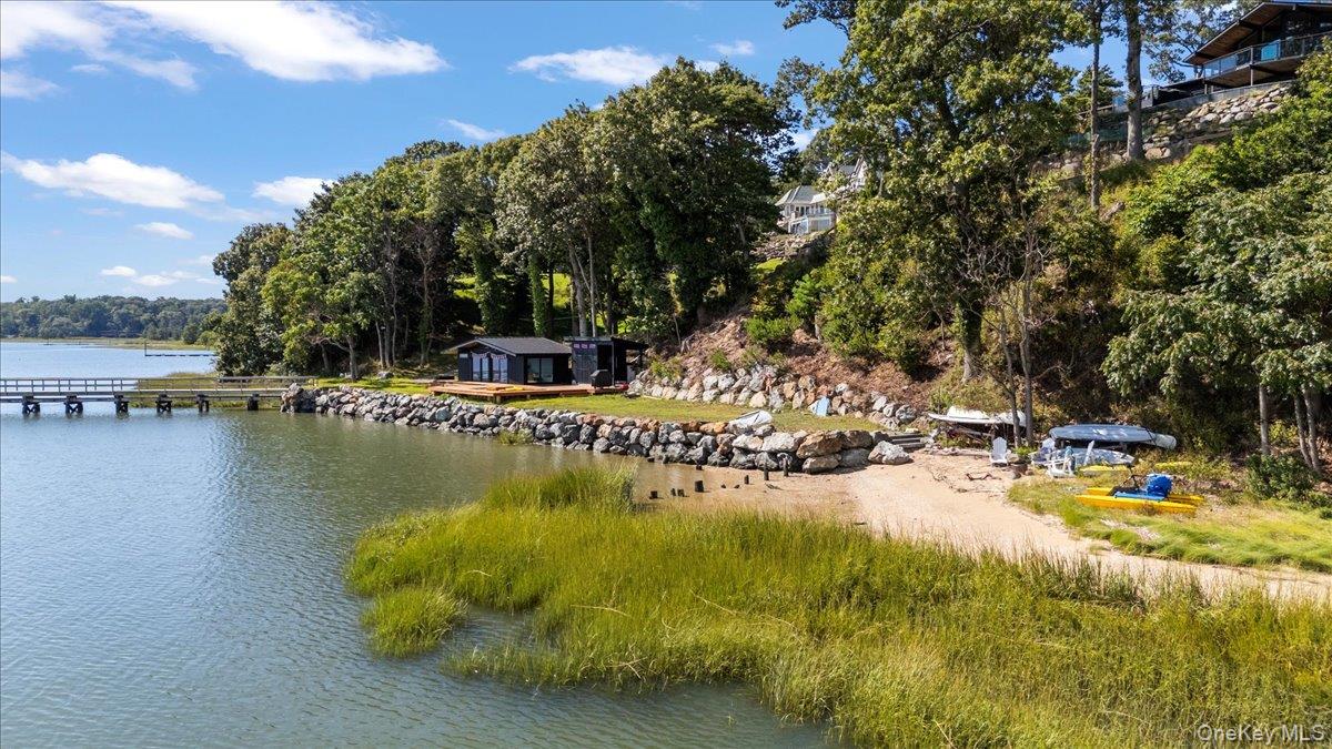 Lloyd Harbor, New York 11743, United States, 5 Bedrooms Bedrooms, ,7 BathroomsBathrooms,Residential,Active,219559