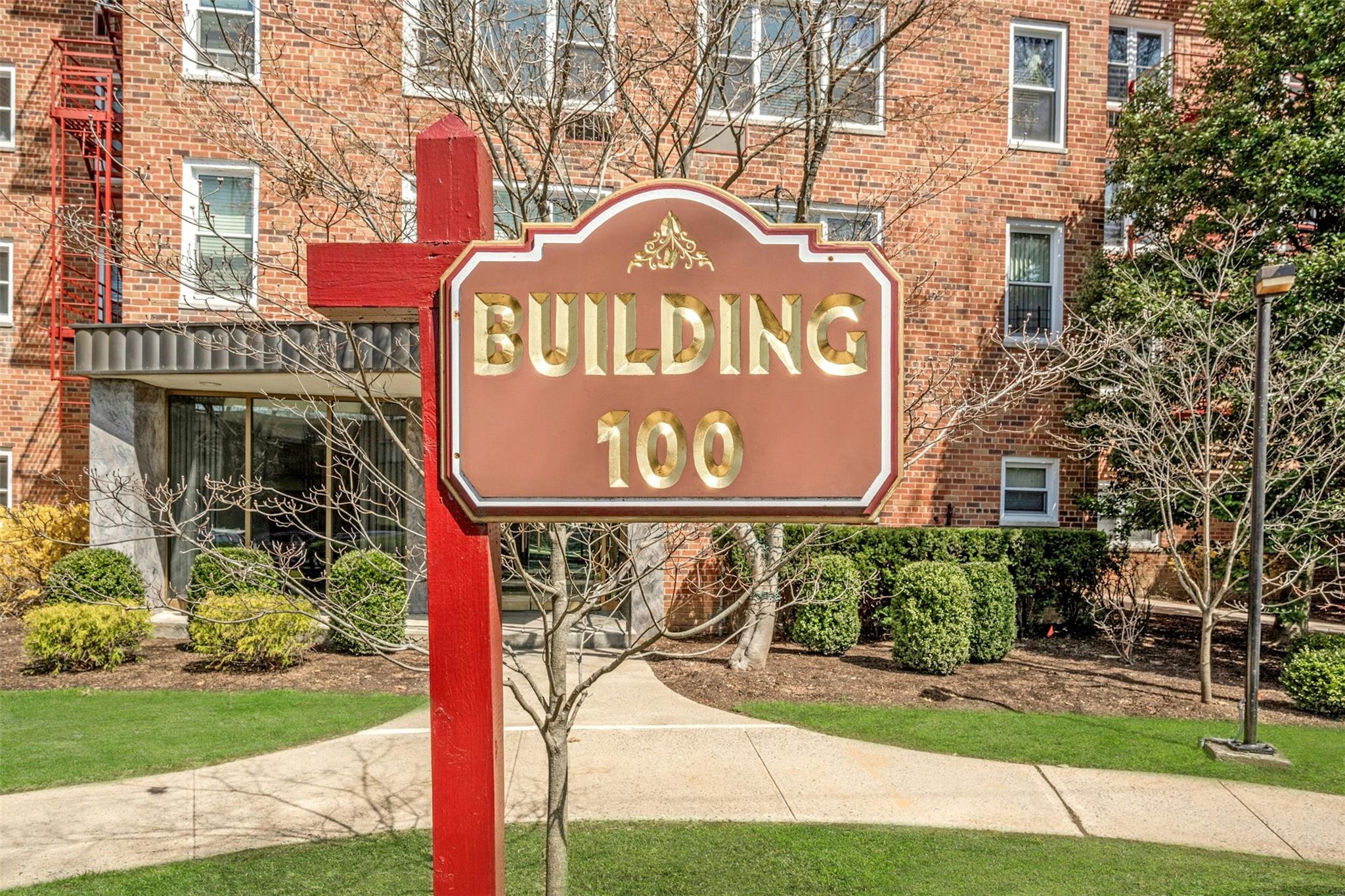 100 W Dehaven Drive #612, Yonkers, Florida image 1