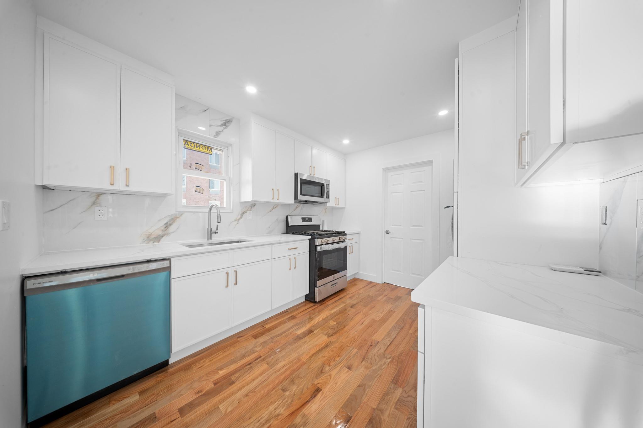 103-21 177 Street St, Jamaica, New York image 2