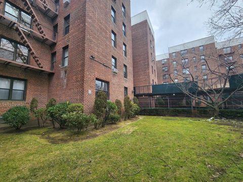 Homes For Sale - 2251 Plumb 1st Street #6B<br/> Brooklyn, NY 11229