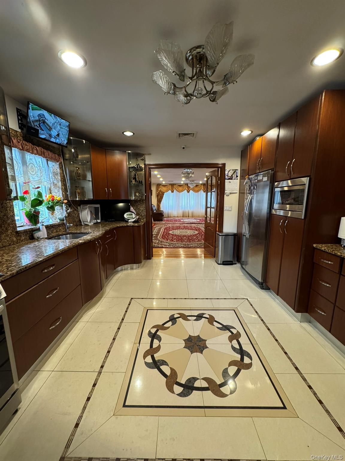 109-04 Myrtle Avenue