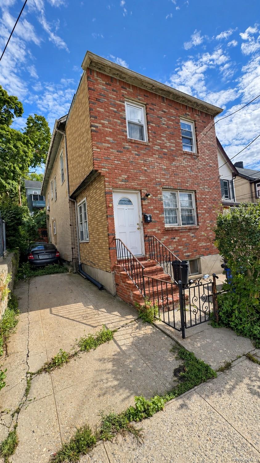 41 S Terrace Avenue