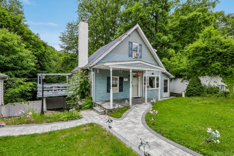 Homes For Sale - 25 E Croton Drive<br/> Carmel, NY 10512