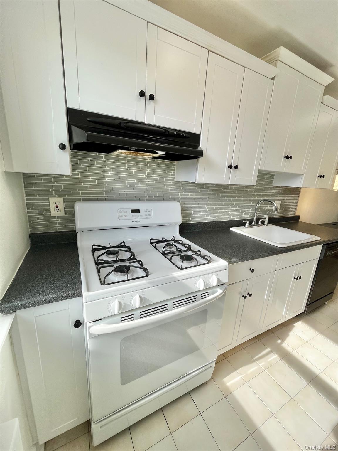 450 Pelham Road F2