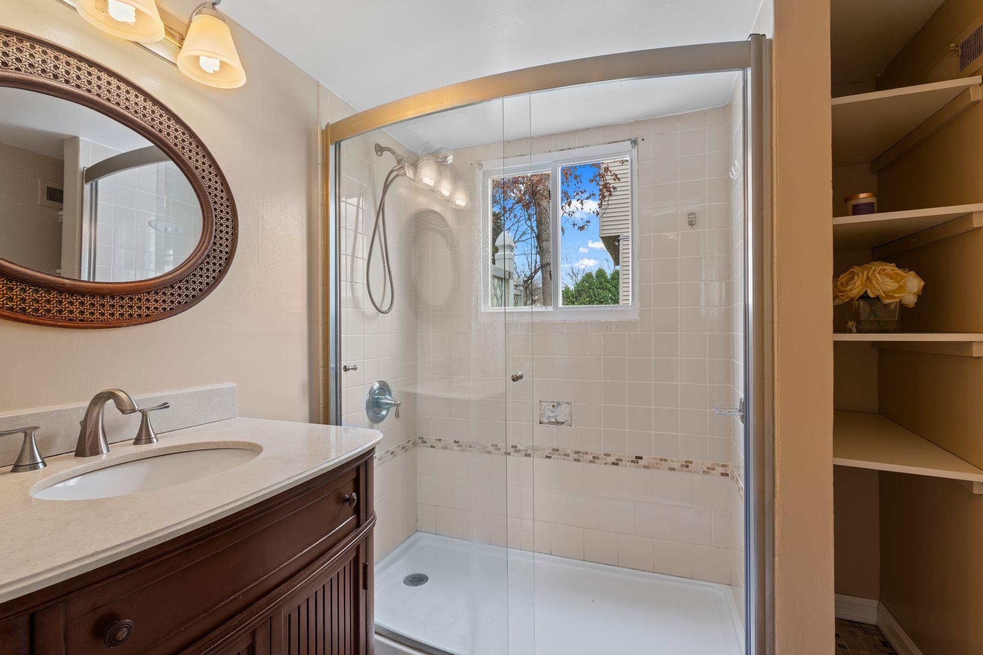 1031 Westminster Avenue, Dix Hills, New York image 12