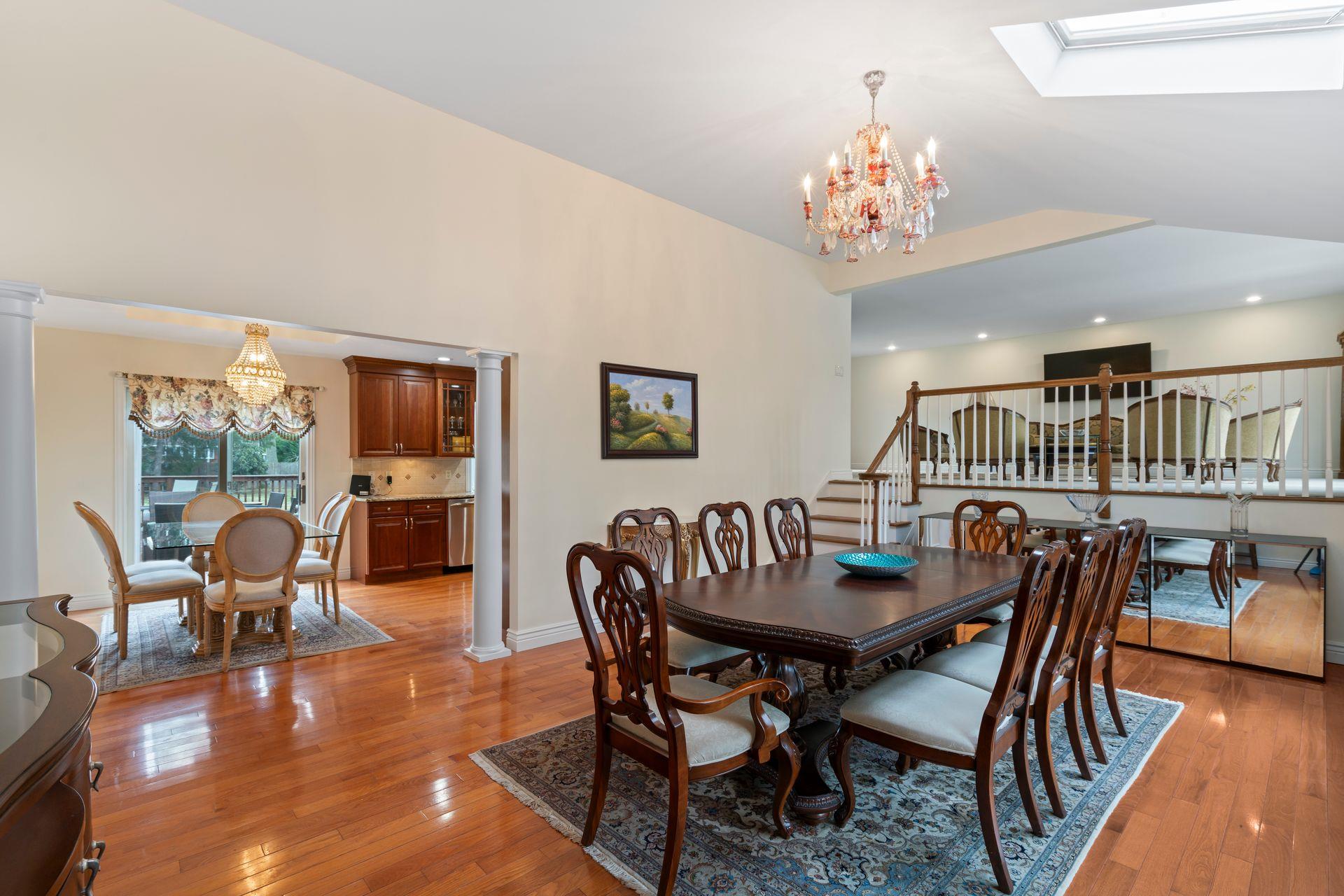 1031 Westminster Avenue, Dix Hills, New York image 3
