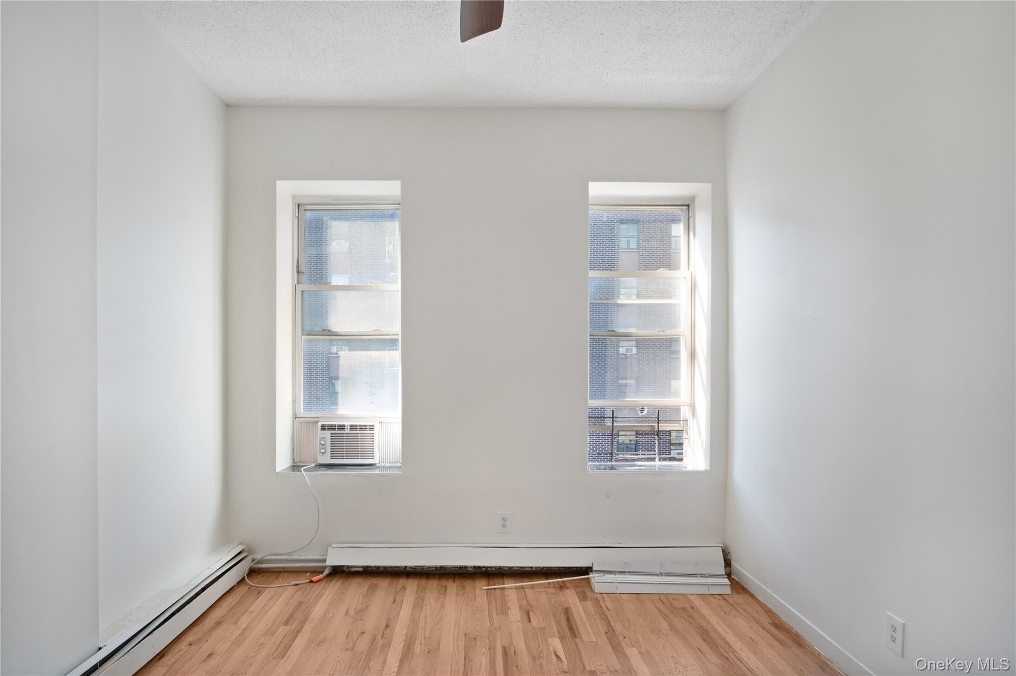 211 Kosciuszko Street 3 - Photo 4