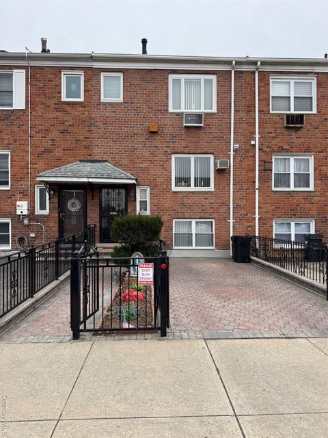 6932 Eliot Avenue Middle Village NY 11379