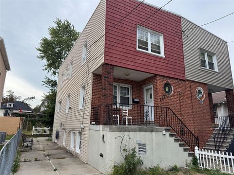 727 Clarence Avenue Bronx NY 10465