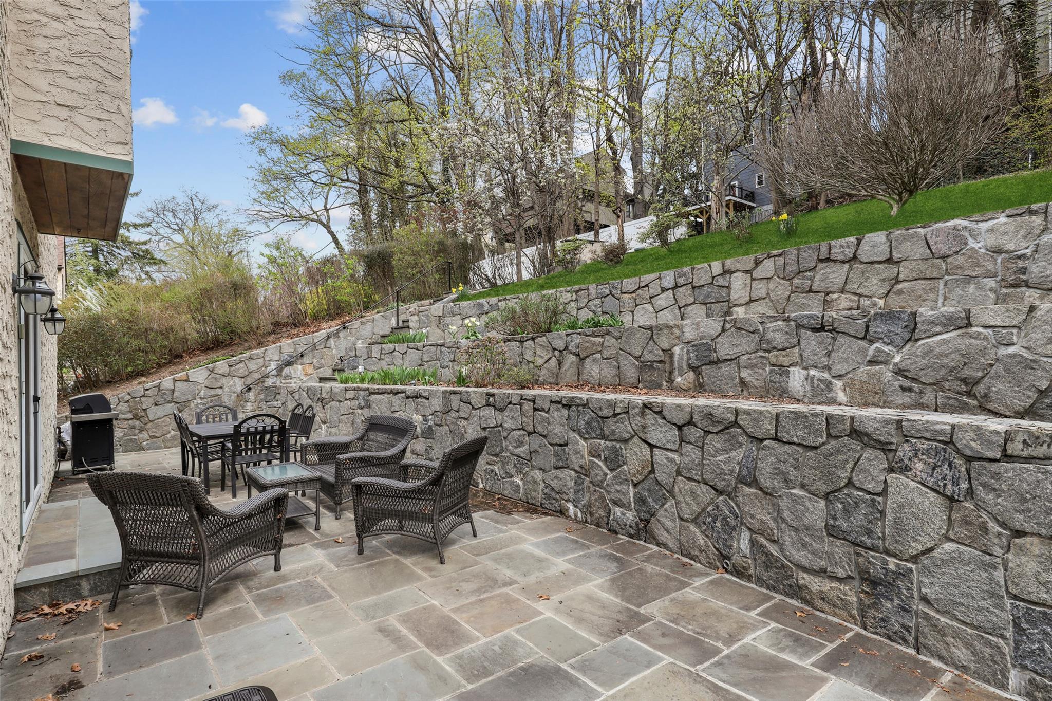 184 Dante Avenue, Tuckahoe, New York image 28