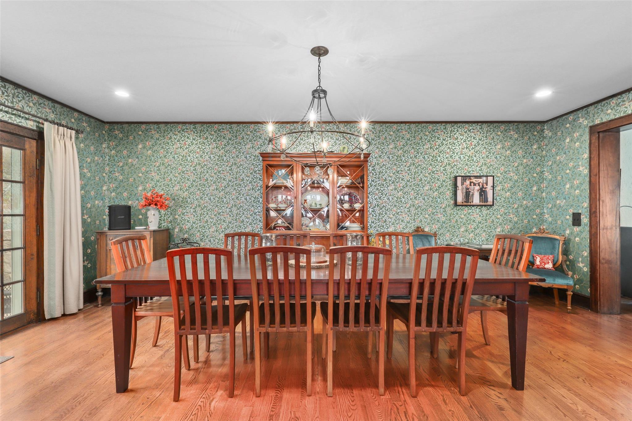 184 Dante Avenue, Tuckahoe, New York image 6