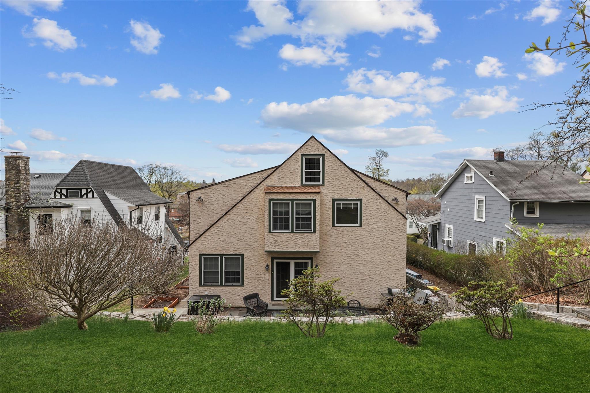 184 Dante Avenue, Tuckahoe, New York image 29