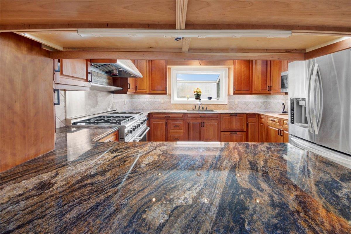 12 Pilgrim Avenue, Yonkers, New York image 10