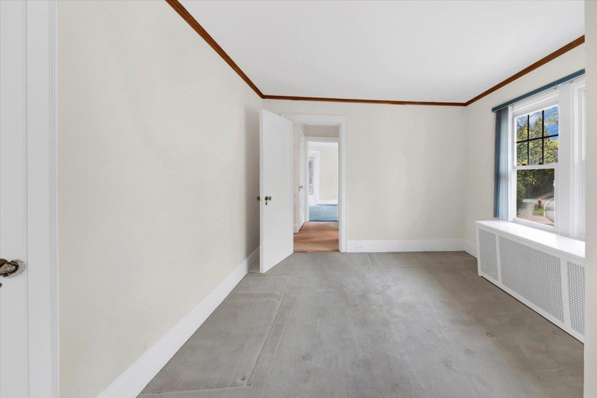 12 Pilgrim Avenue, Yonkers, New York image 19