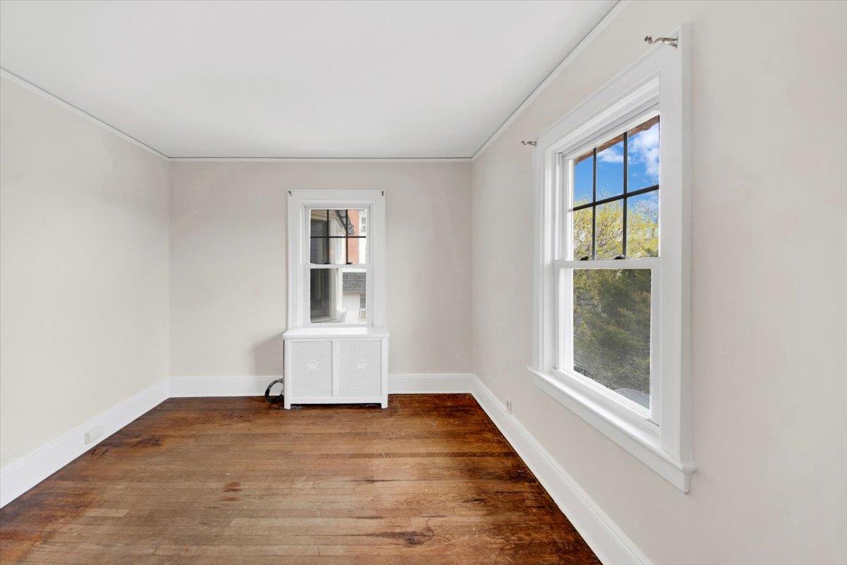 12 Pilgrim Avenue, Yonkers, New York image 24