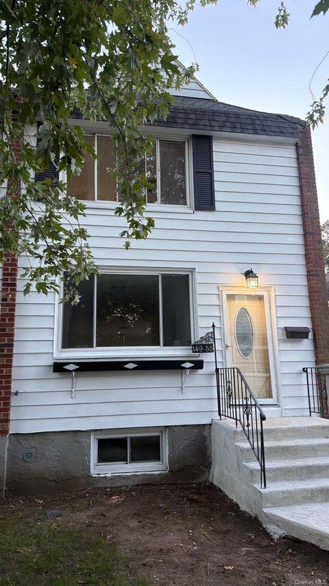 Photo of 149-55 258th Street, Rosedale, NY 11422 (MLS # 1065142)