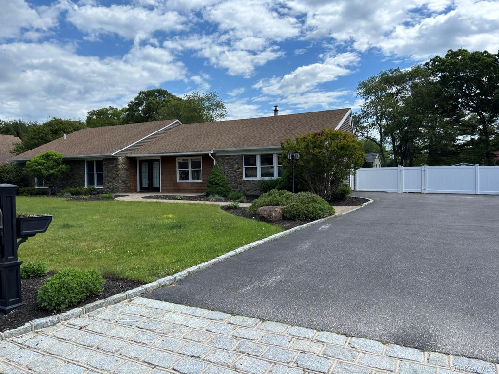 Photo of 42 Annandale Road, Stony Brook, NY 11790 (MLS # 1005776)